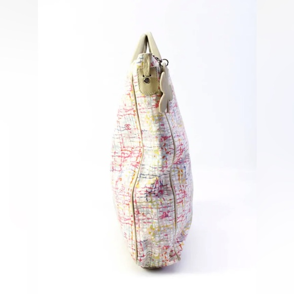 SOLD Chanel Large Clover Charm Two Way Tote Handbag White Pink Canvas - Picture 3 of 15